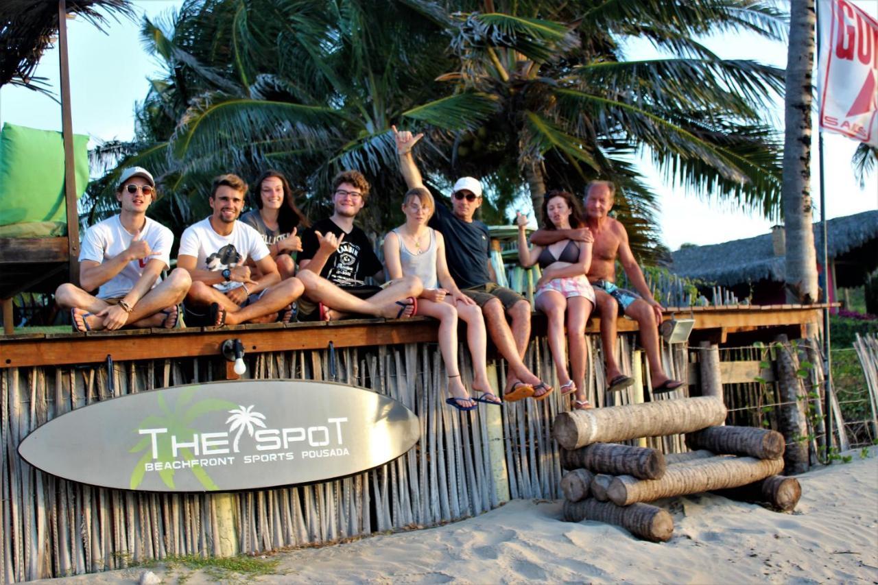 The Spot - Beachfront Sports Pousada Icarai  Luaran gambar